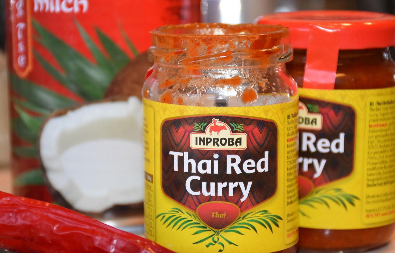 ¿Dónde puedo encontrar curry rojo?